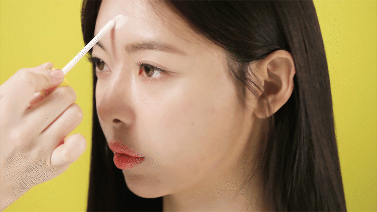 Tap on it with the highlighter tip.
