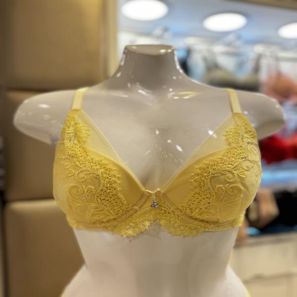 비비안 [패션플러스][비비안]  BR958A_꾸띄르 패치자수 풀컵 여성브래지어