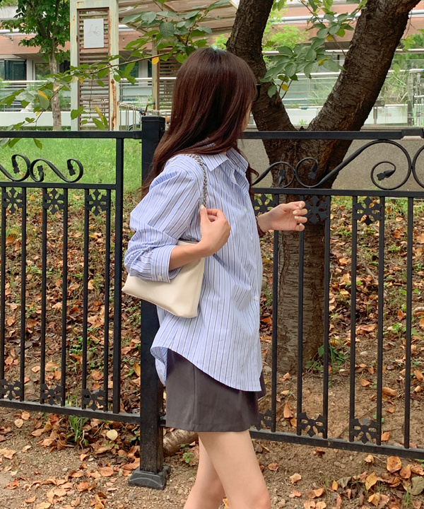 리얼코코 [자체제작] 모노웨이 스트라이프 셔츠 (출근룩/직장인룩)