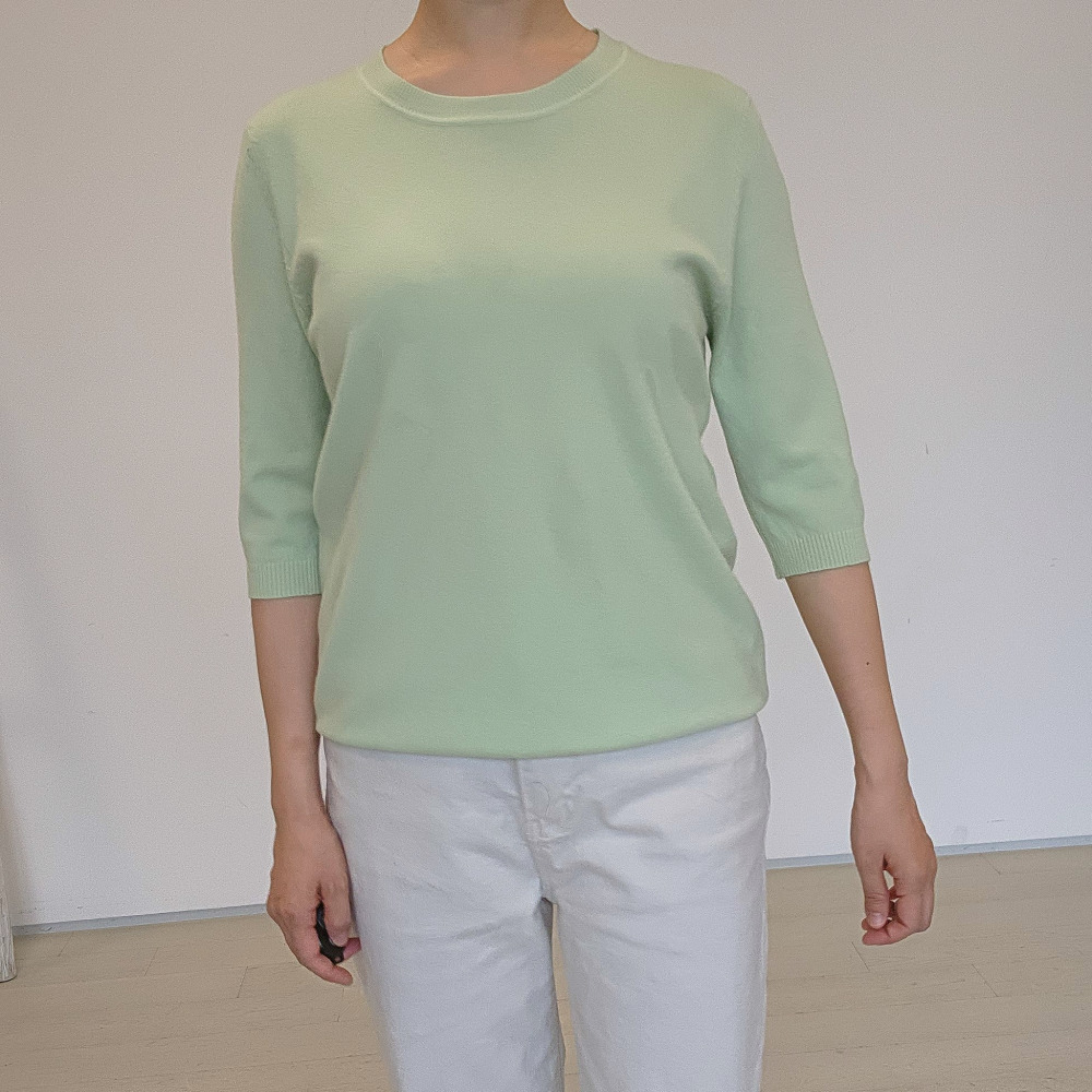 연두색 반팔 루즈핏 라운드 니트