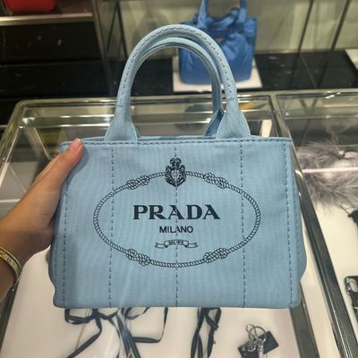 p43【美品】Gカード付 プラダ　三角ロゴ　ステッチレザーブラウンハンドバッグ. PRADA プラダ ロゴ レザーハンドバッグ ブラック （PRADA プラダ