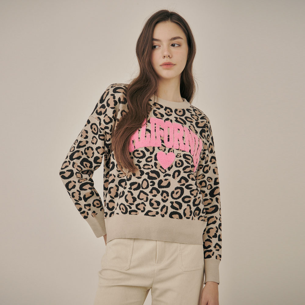 드마리쥬 [MD추천]레터링 레오파드 호피 니트 풀오버(DEBB2PO03)