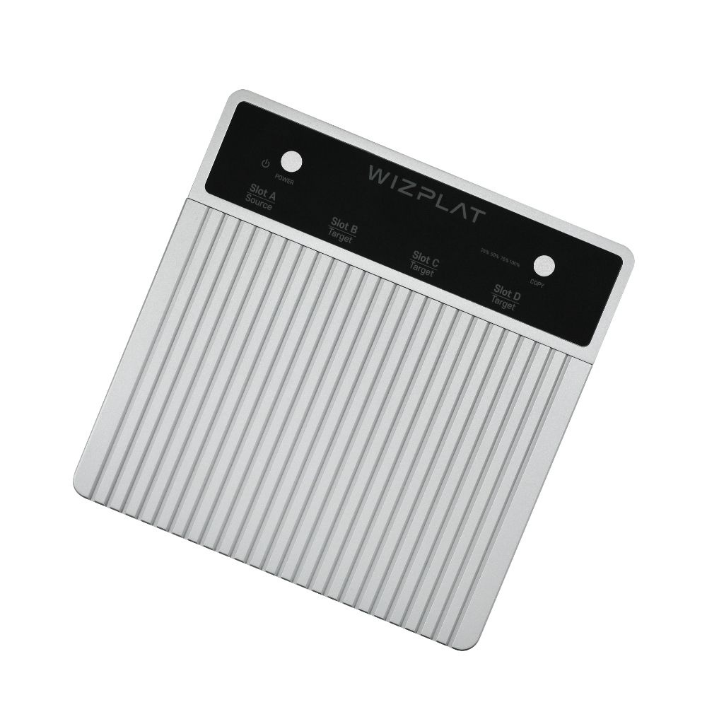 위즈플랫 ULTRA 4M2 썬더볼트5 4베이 USB4 외장SSD 스토리지