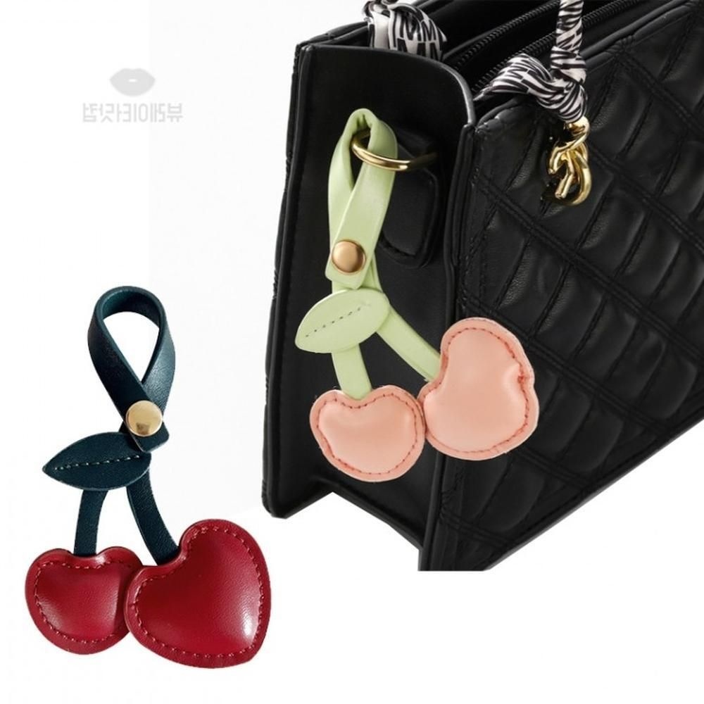 올쇼핑 체리 가죽 키링 키홀더 똑딱이 열쇠고리 가방고리