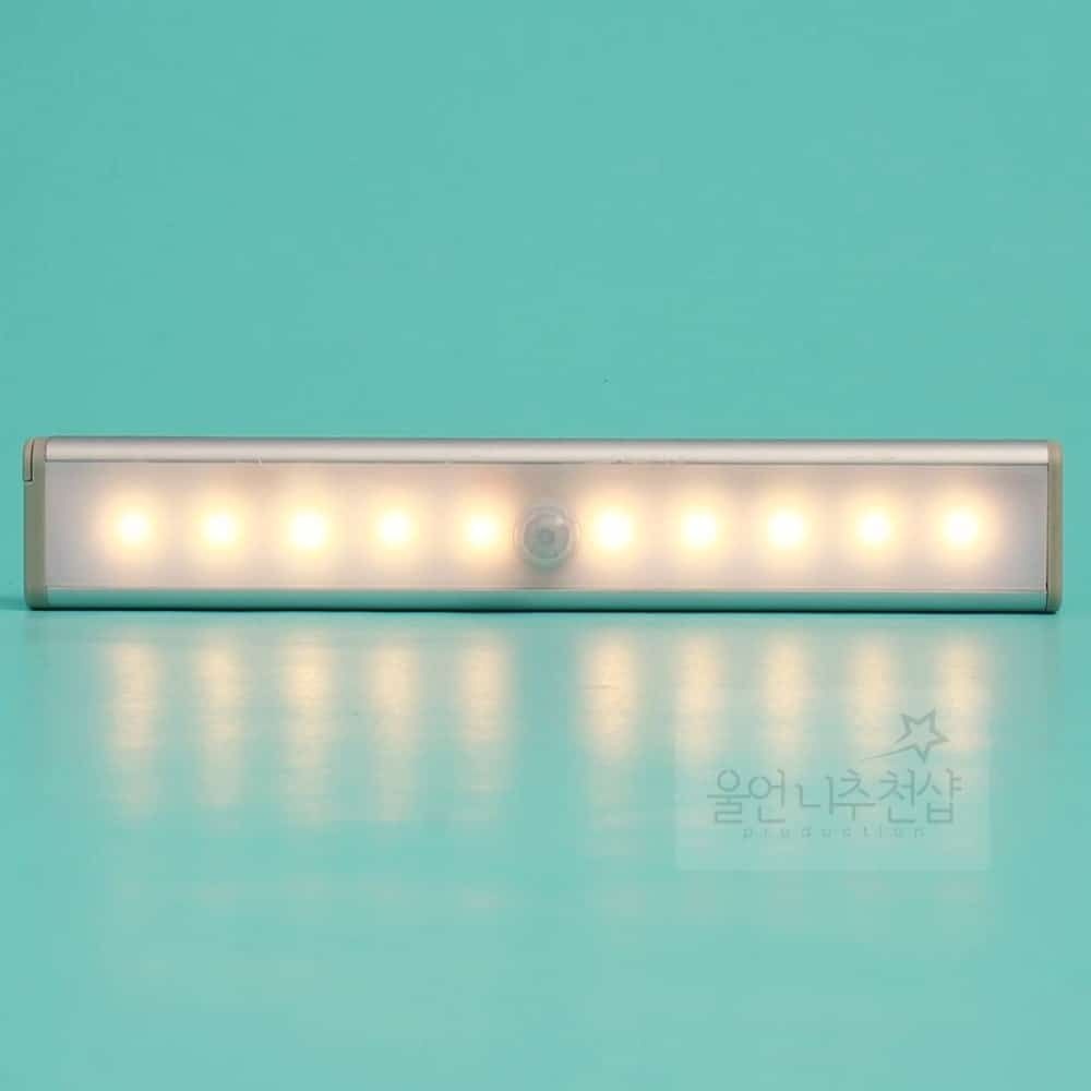 울언니추천샵 동작감지 모션 LED 무선 센서등 웜색 10구 현관조명등 주차장등 지하주차장센서등