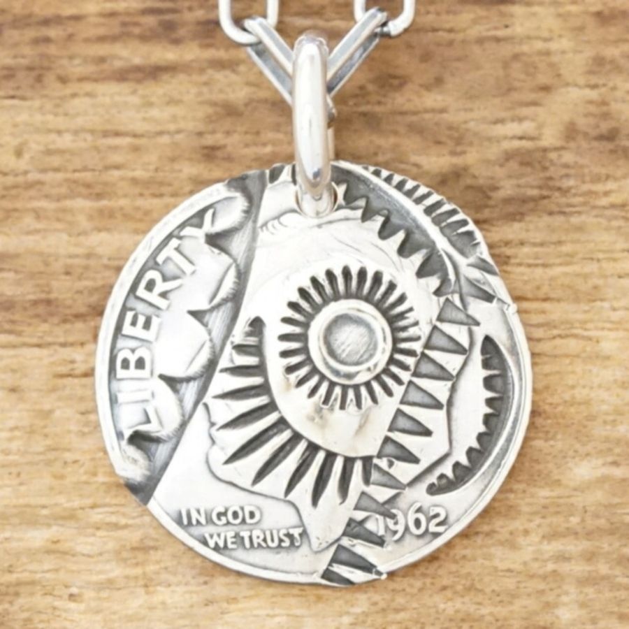 노스웍스 핸드메이드 빈티지 인디언 주얼리 나바호 스탬프 코인 목걸이 N-509A