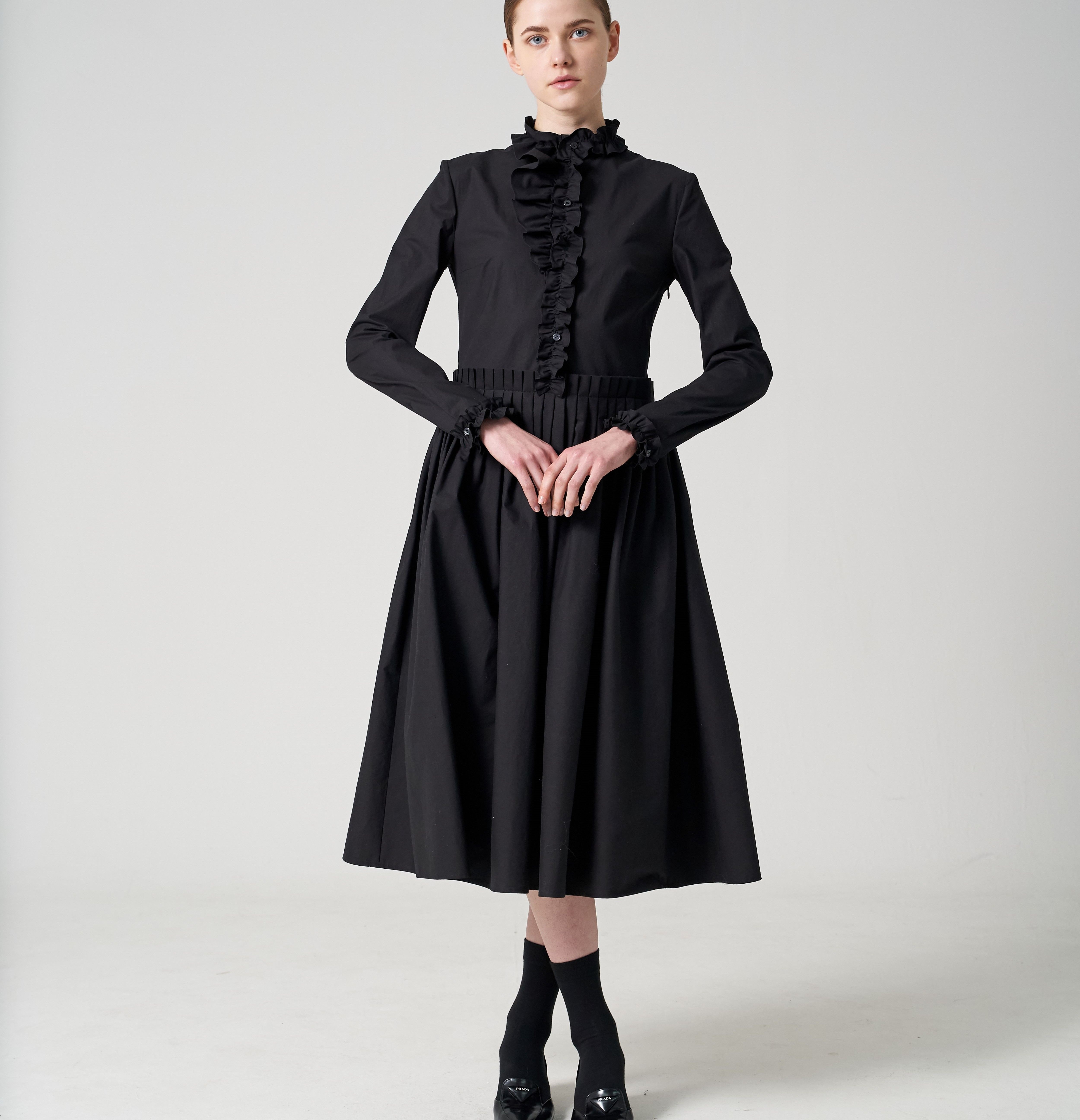 포플린 플리츠 러플 드레스(Poplin pleated ruffles dress)