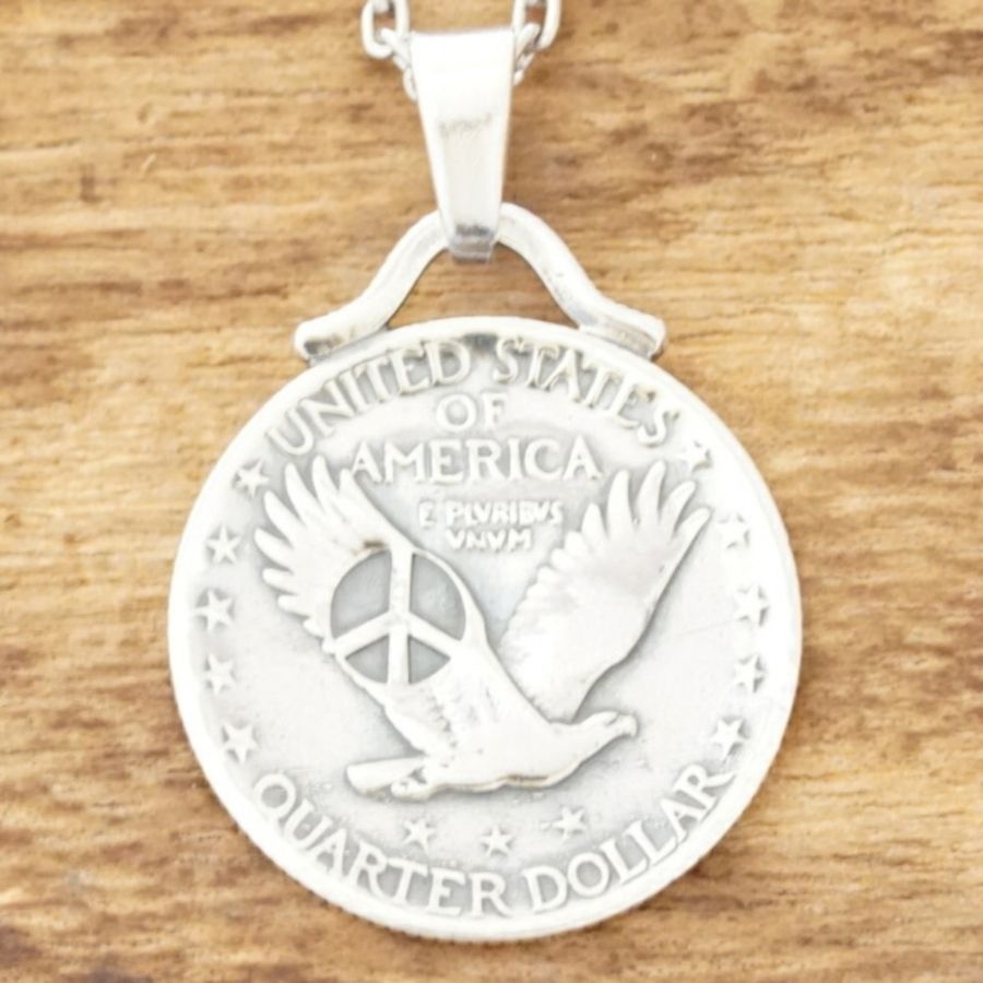 노스웍스 핸드메이드 빈티지 인디언 주얼리 플라잉 피스 인그레이빙 코인 목걸이 N-095