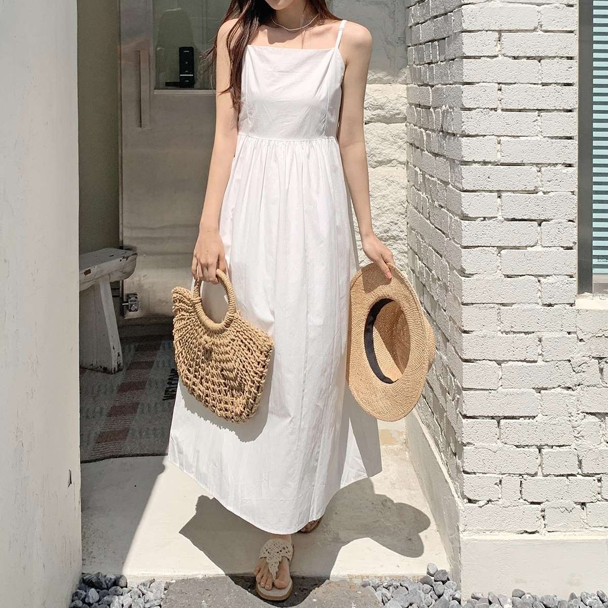 린다샵 지마이 스퀘어넥 플레어 끈나시 롱 원피스-2color