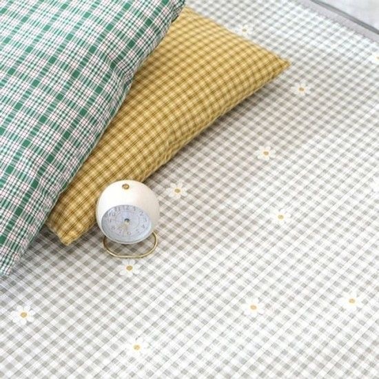 에이치플러스몰 보온매트 심플 카페트형 체크꽃 130X200cm 데일리 6lw 보온매트 냉기차단