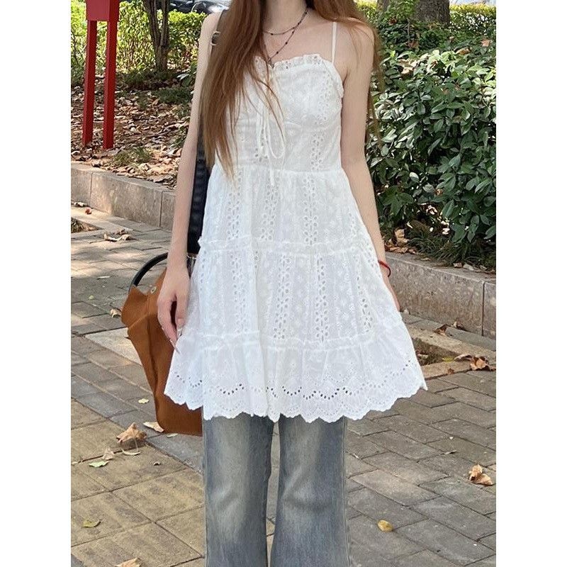 화이트 미니원피스 민소매 펀칭 이너웨어 레이어드 자수 레이스 캉캉 리본 흰원피스 휴양지 제주도 신혼여행