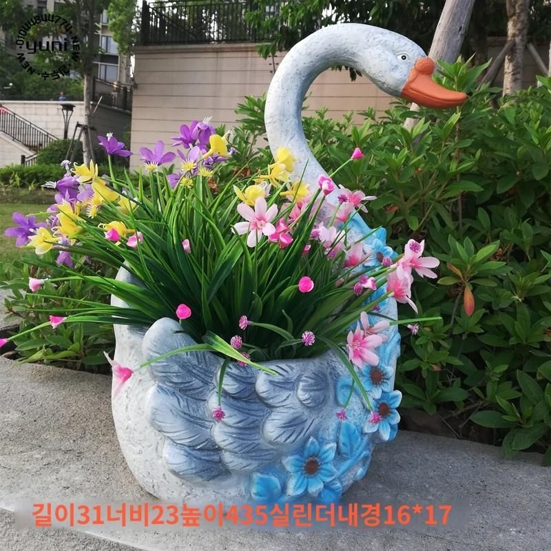 카페 인테리어 정원 장식 화분 꽃 화단 인형 조경 꾸미기 소품 고니 기타 모양 빈티지 잔디