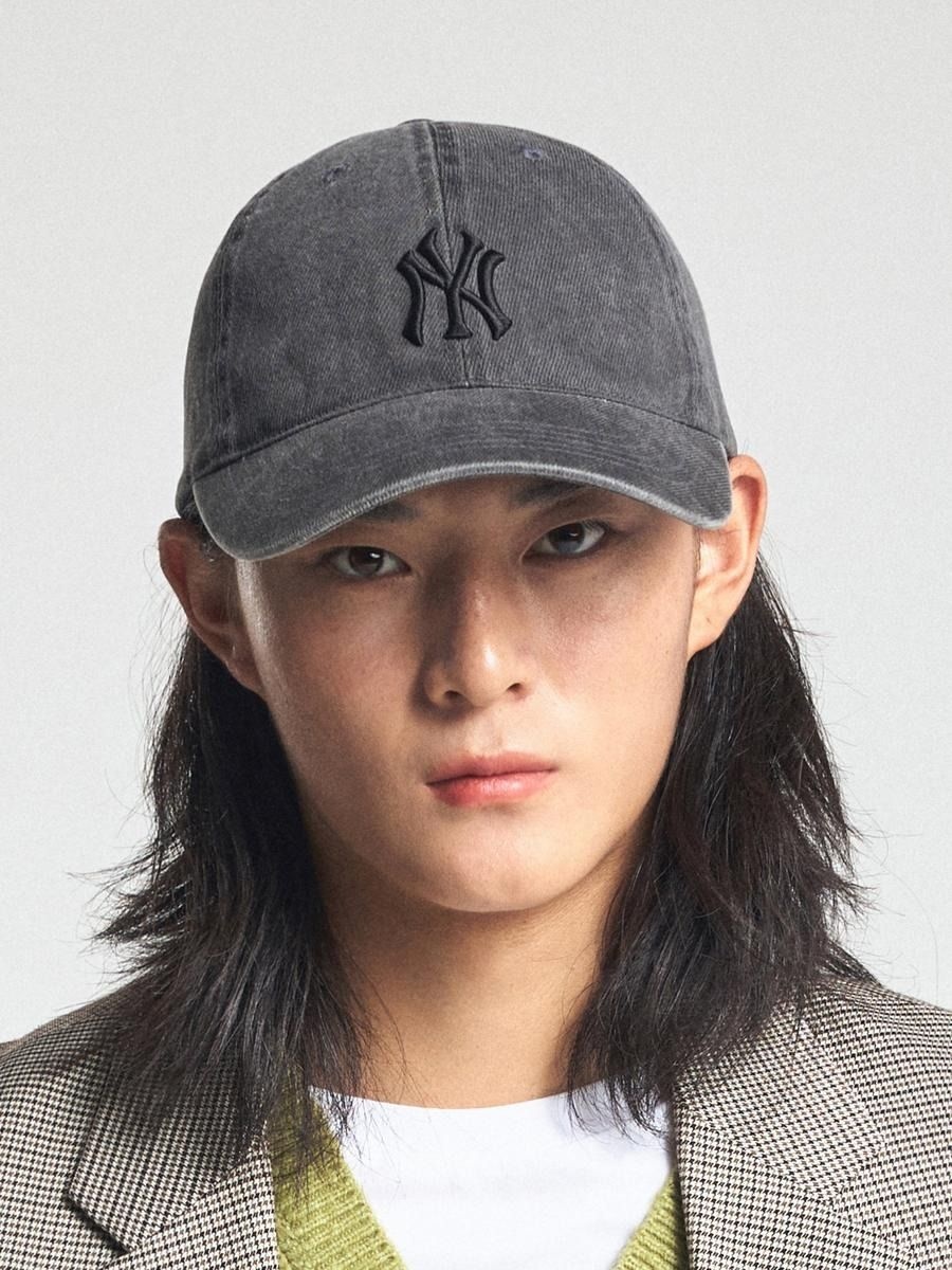 [롯데백화점] MLB 남여공용 베이직 워싱 언스트럭쳐 볼캡 뉴욕양키스 (3ACPVV14N-50GRD)