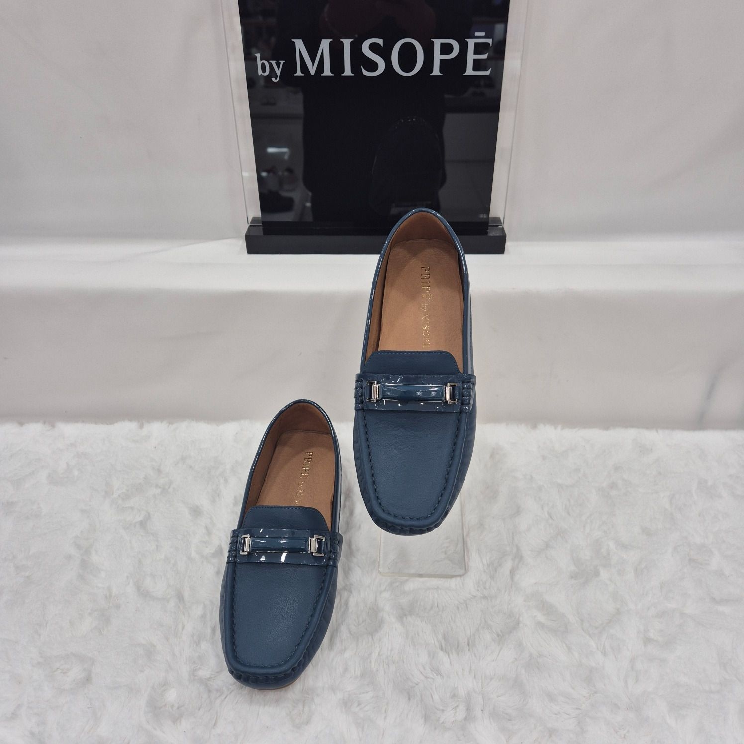 미소페 미소페 [모다아울렛][미소페]By미소페 여성 클래식 메탈 포인트 로퍼 112HH439GH010 BLUE 2 진주점