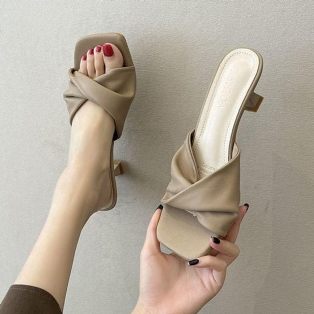 잇템즈 [빅세일]여성 샌들 정장 구두 슬리퍼 키높이 푹신한 여자
