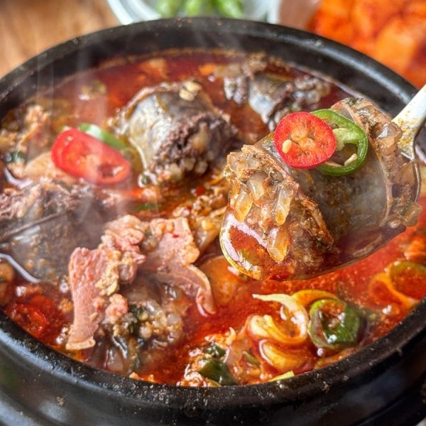 [온누리7%혜택][귀빈정]26년전통 무진장 찹쌀 사골순대국 얼큰/진한 2종 (얼큰찹쌀순대국600gX1팩)