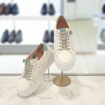 [롯데백화점] 닥스 여성 6cm 키높이 염소가죽 고무줄끈 스니커즈 DIS2753306 GA35 GJW