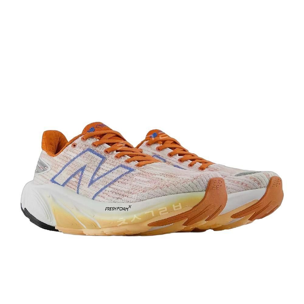 뉴발란스 여성 러닝화 프레쉬 폼 발로스 V1 인필드 클레이 블루 오션