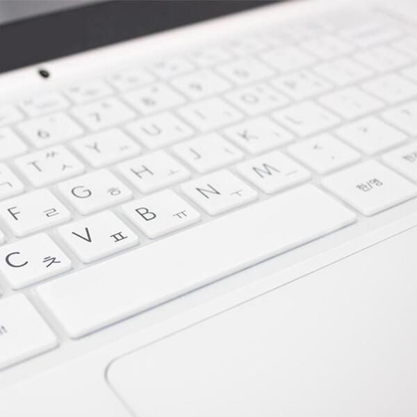 아트박스 (현대Hmall) 아트박스/파인피아 D515DA-BQ270 WIN10 8GB램용 말싸미 문자키스킨