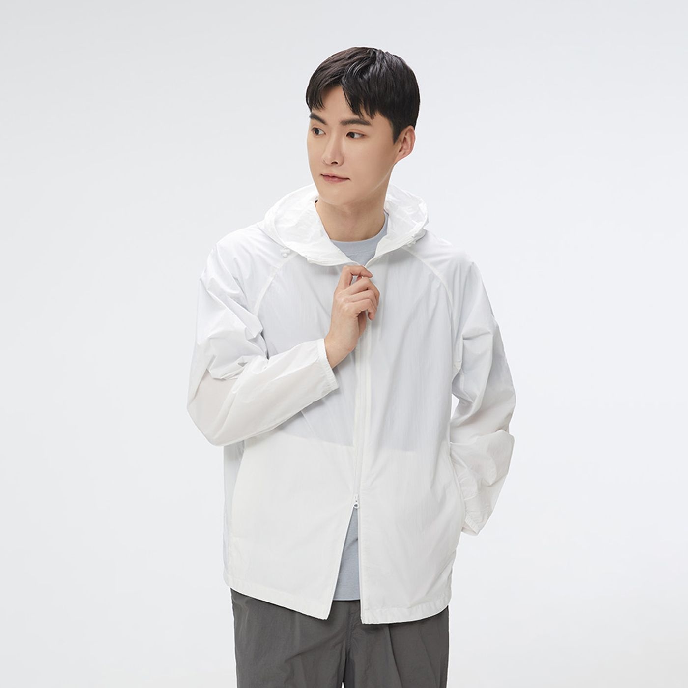 [스파오][UV차단] 라이트 패커블 윈드브레이커 : 롯데ON
