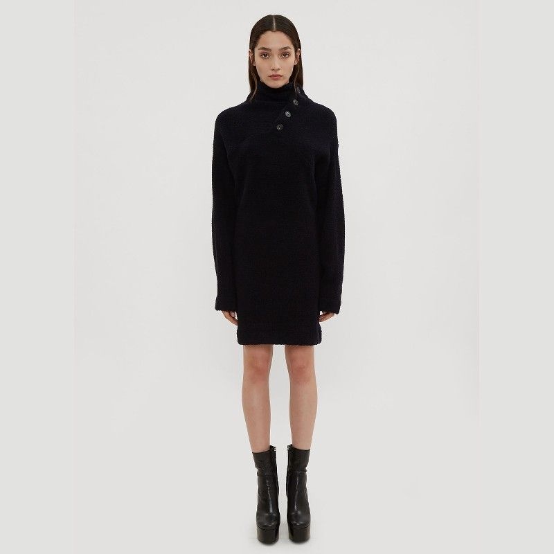 ATLEIN 아틀렝 아틀랭 어시메트릭 넥 버튼 디테일 스웨터 원피스 R76181 T2005 C0280 MAR