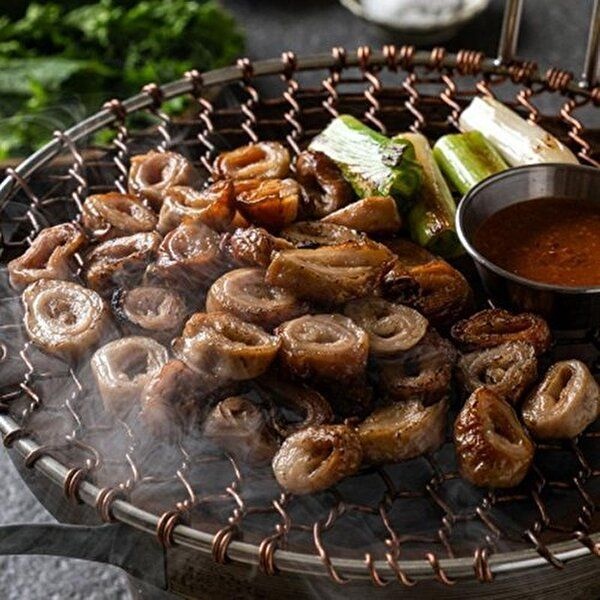 [셀러허브 식품]두툼한 캐나다 돼지 막창 300g 구운 막창 구이 냉동막창 수입막창 양념막창 캠핑막창 돼지부속물