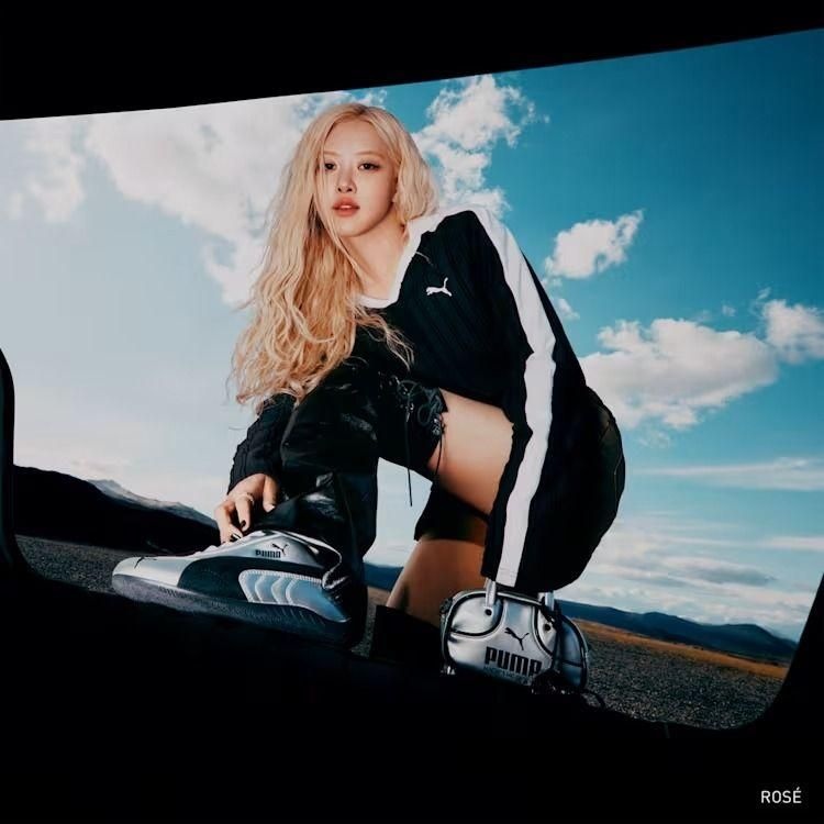 [해외] 푸마 스피드캣 메탈릭 블랙핑크 로제 착용 여성 스니커즈 운동화 403689_01