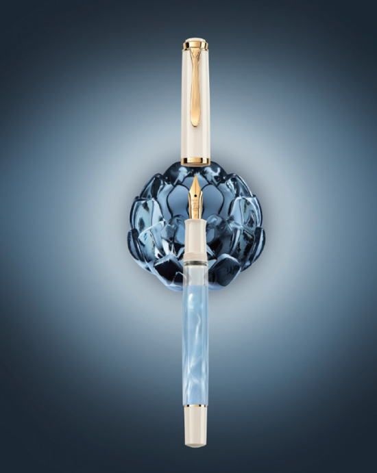 [해외] 펠리칸 클래식 만년필 M200 파스텔 블루 스페셜 에디션 입사 승진 선물