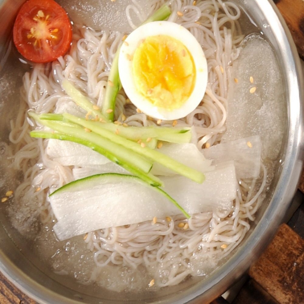 CND협력업체 쌀 로 만든 냉면 물 비빔 쌀 냉면 안전한먹거리 시원한 건강에좋은음식 쌀면 쫄깃쫄깃 건강미 냉면육수 쌀냉면사