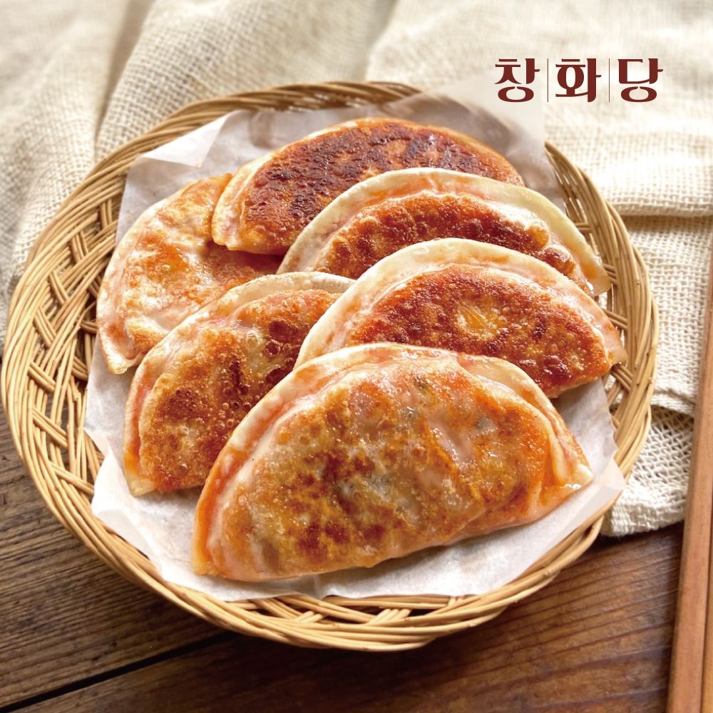 [롯데백화점] 고메공방 [창화당] 납작김치왕군만두 (500g) LE1219525634
