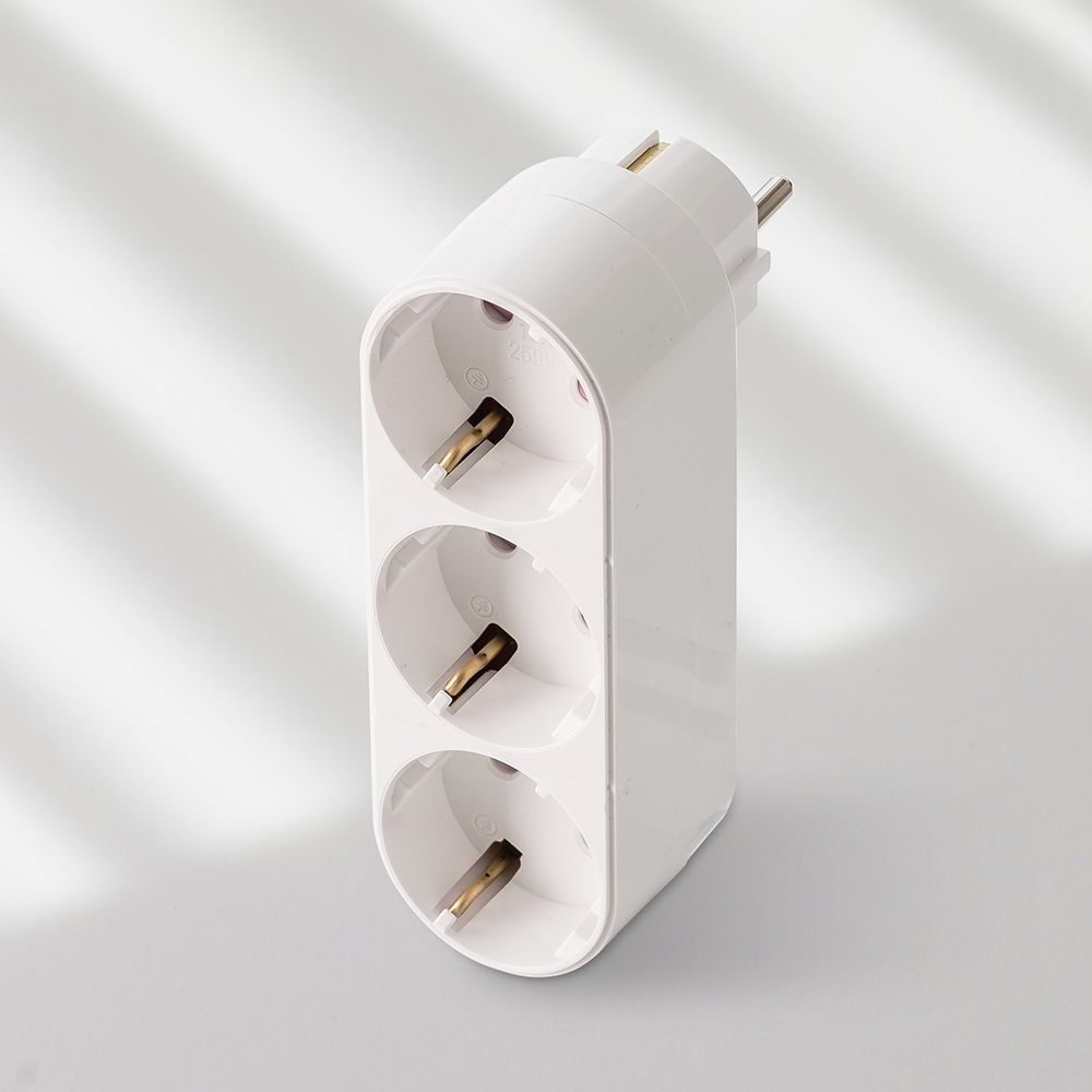 베이지브라운 국산 플라이토 선없는 일자형 3구 멀티탭 어댑터 콘센트