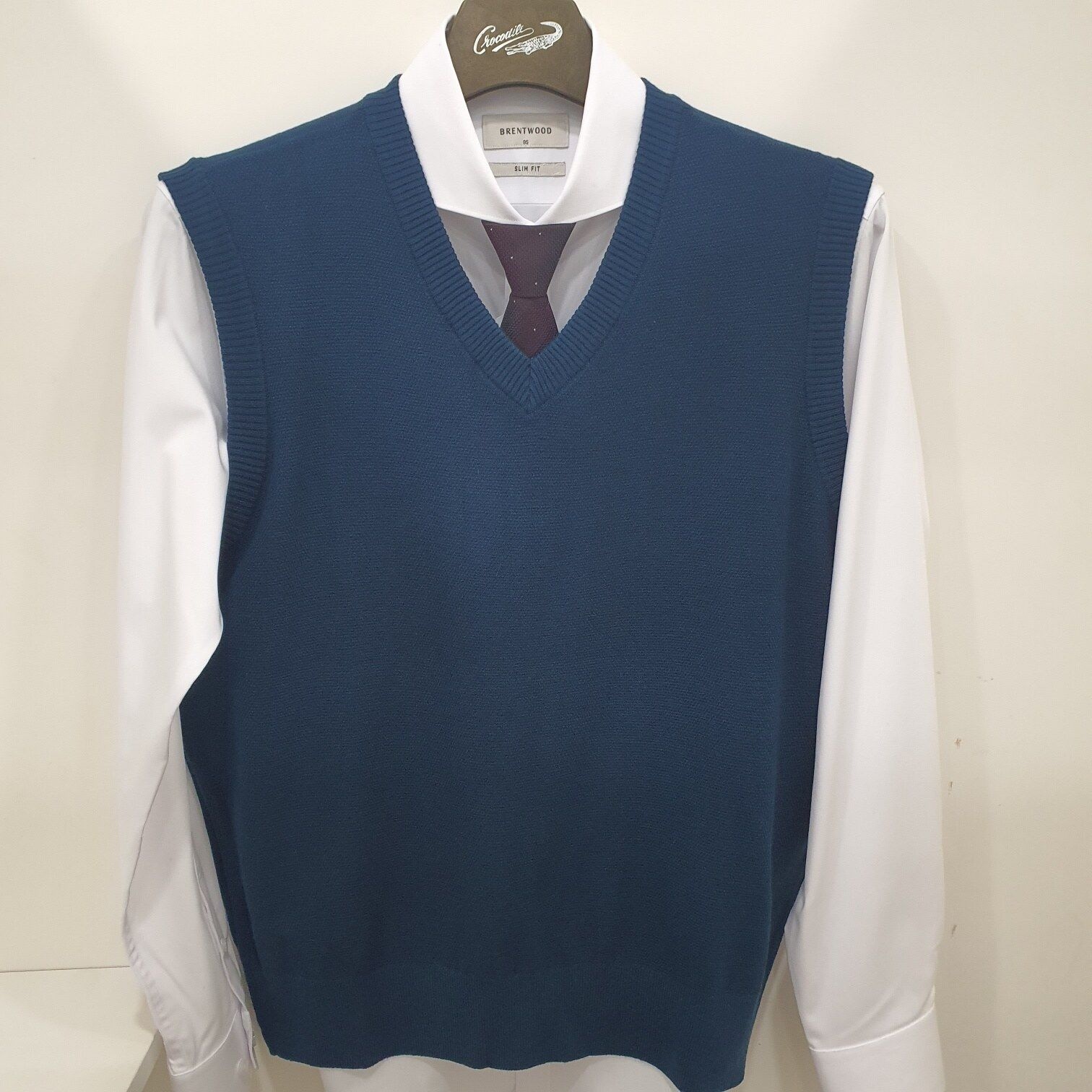 [모다아울렛][크로커다일남성]시그니처 피케 조직 브이넥 베스트 AATP9793-34 순천점