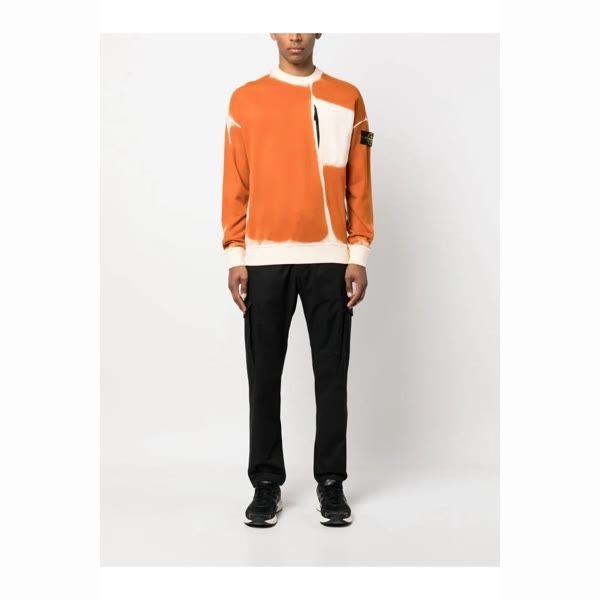 STONE ISLAND STONE ISLAND 627T2 Hand Sprayed Airbrush Treatment Light Mako Cotton Fleece Crewneck Sweatshirt (7815627T2 V0073) (에어브러쉬 이펙트 가먼트