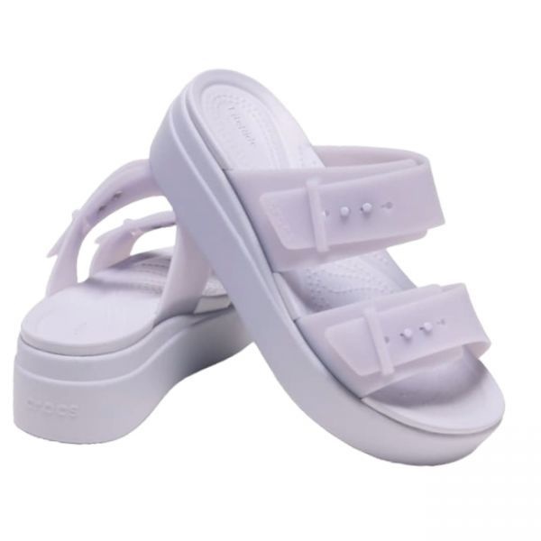 &lt;매장정품&gt; CROCS 크록스 여성 브루클린 버클 프로스티드 로우웨지 퍼플문 210980-5BR 588946