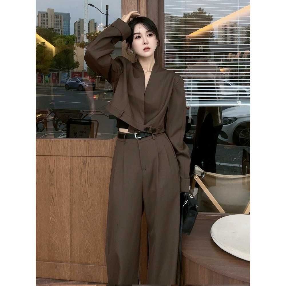 [해외] 강서라 자켓+바지 세트 커플팰리스 3화 브라운 노카라 세트 투피스