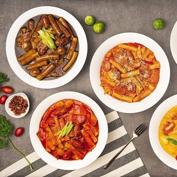 [하프클럽]떡볶이를  만드는 녀석들 오리지널 국물 떡볶이(밀떡200g+어묵30g+오리지널소스110g)총340g