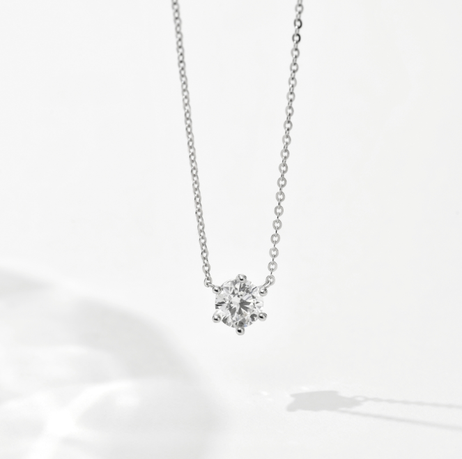 주식회사 혼 미니골드 롯데ON 단독 할인특가[정상가 499000원]  미니골드 김천점 14K 18K DIA-3부 클래식 6프롱 목걸이 NJUS4080L 랩다이아몬드