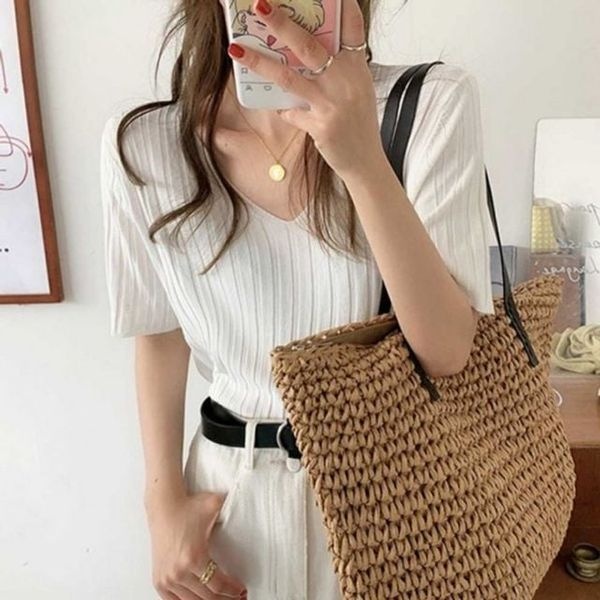 [하프클럽]모노무드 여자여름니트 여름 코디 썸머 니트 스타일링 브이넥