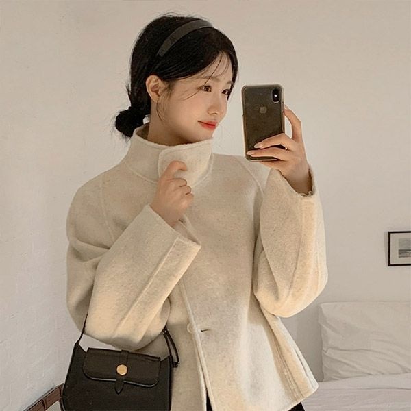 프롬리리컬 [울함유] (프리미엄울소재) 엘레나 핸드메이드 하이넥 울 숏 코트 ct1646