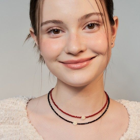 [권은비 이찬혁 에이핑크 오하영 김지영 안지영 윤세아 김가은 정신혜 착용] rose spinel choker necklace