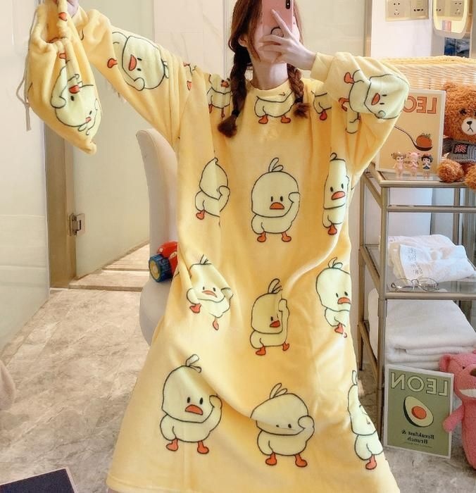 아띠무르 [패션플러스][아띠무르]수면잠옷 홈웨어 극세사 원피스잠옷 잠옷파티 겨울 방한 (42215788)