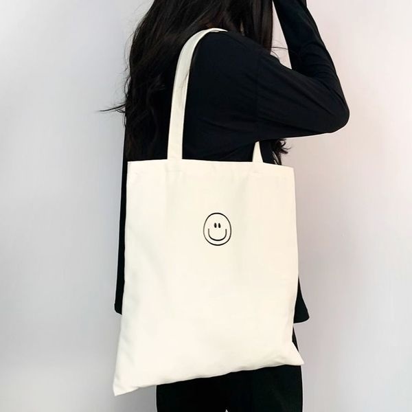 [하프클럽]모노무드 스마일 에코백 심플 데일리 캔버스 가방 블랙 화이트