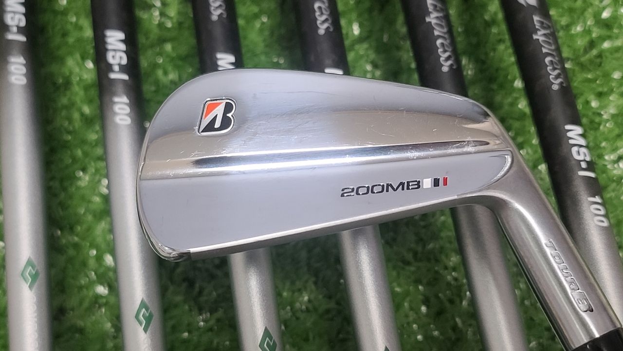 [BridgeStone][중고] 브릿지스톤 TOUR B 220MB 4-P (7)아이언세트 특주 Fire Express MS-I 100 /D2...