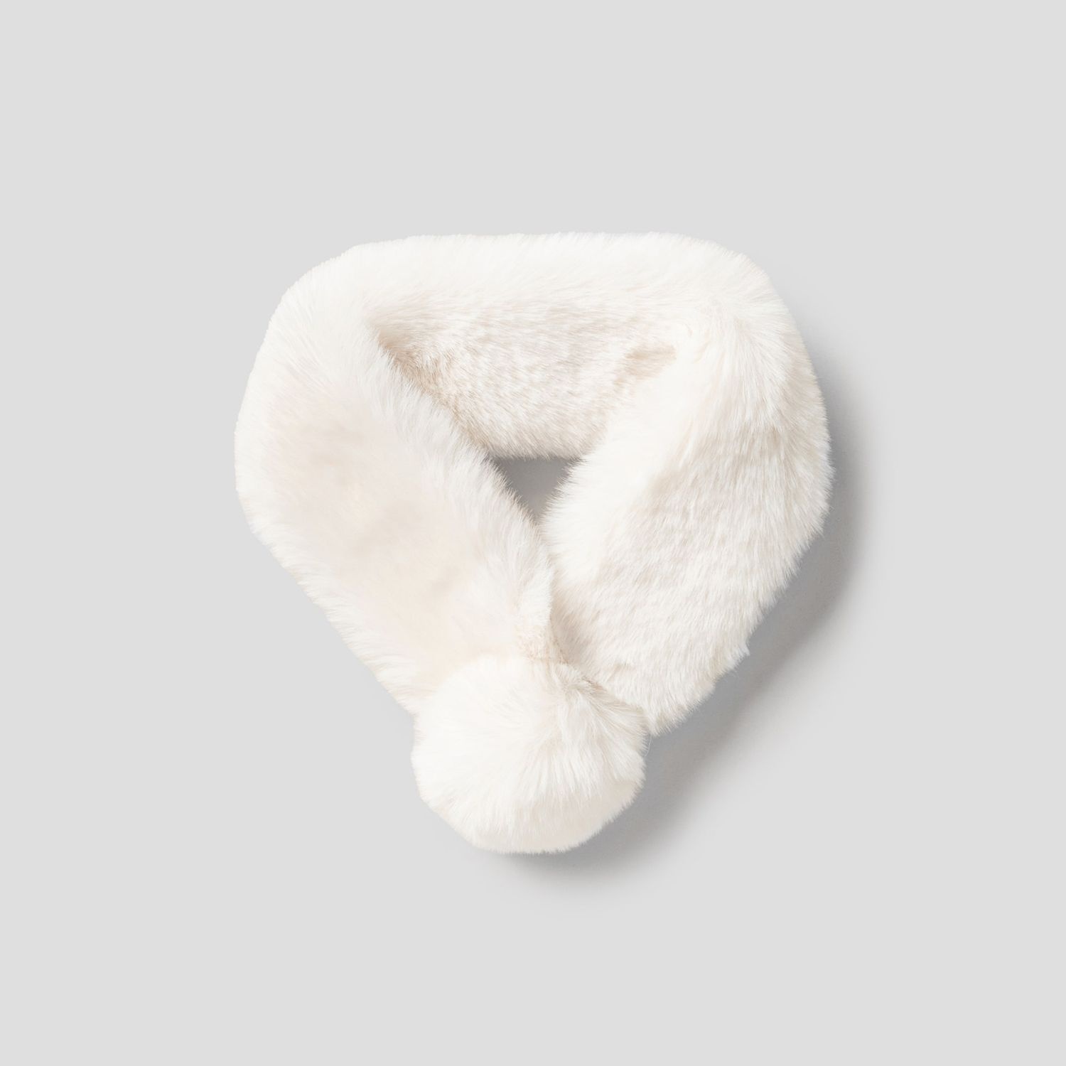 [롯데백화점] 에잇세컨즈 여성 페이크 퍼 폼폼 머플러  아이보리 195X84WY40 LE1220512074