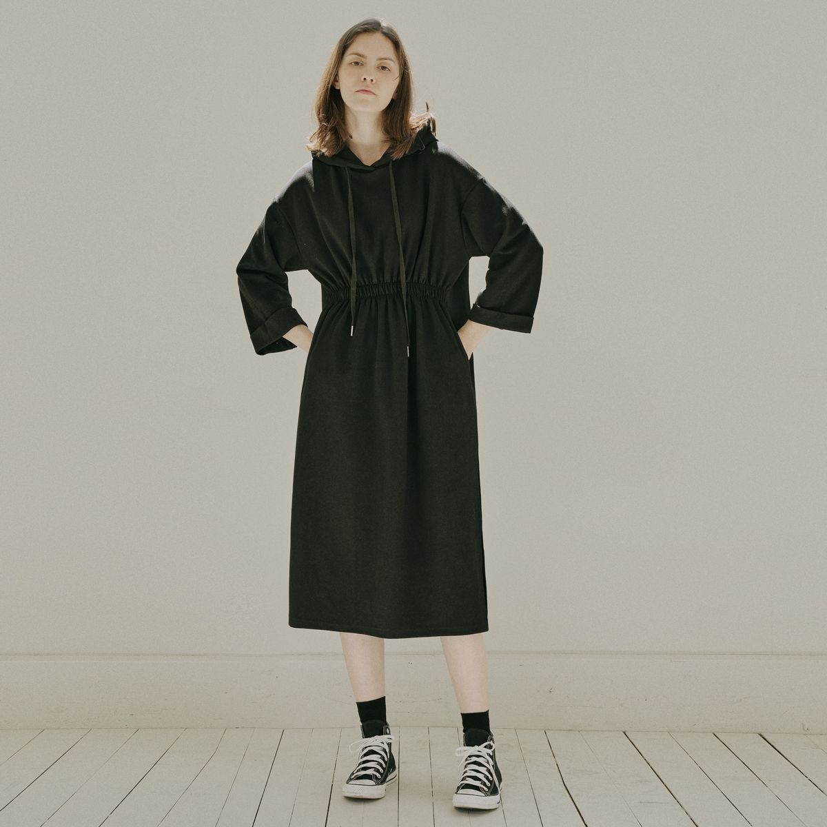 아방 Waistband Hood Long Dress - 2color