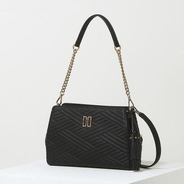 닥스 DCBA2F365BK CARLISLE 블랙 칼라일 가죽 미디움 숄더백