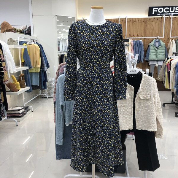 포커스 [모다아울렛][포커스]튤립 뒷 끈 롱 원피스  FS2A7OP00690_JK 전주김제점