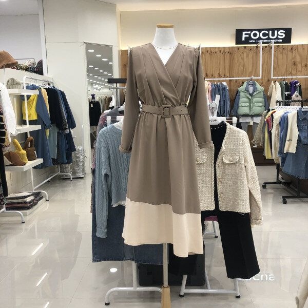 포커스 [모다아울렛][포커스]언발 셔링 밑단 배색 벨트 원피스 FS2A7OP0168_JK 전주김제점