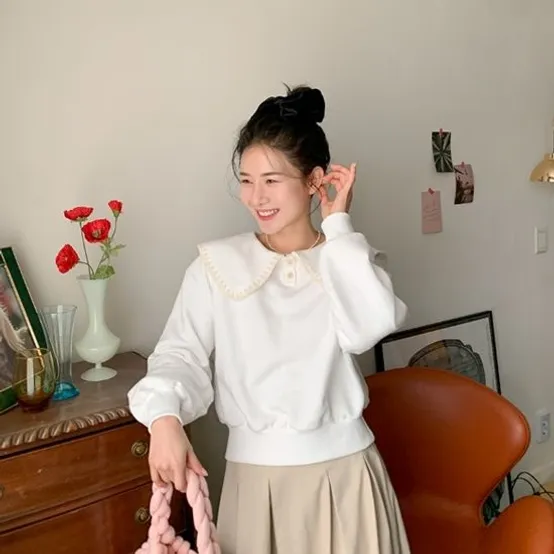 봄봄 자수 카라 맨투맨