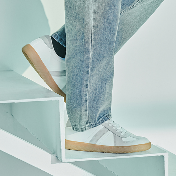 [패션플러스][비에스큐티바이클래시]BSQT 888 샬케 독일군 스니커즈 빈티지화이트